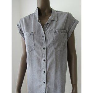 Jach’s Girlfriend Grey Shirt Size M